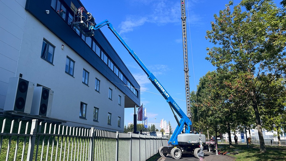 Teleskop-Arbeitsbühne