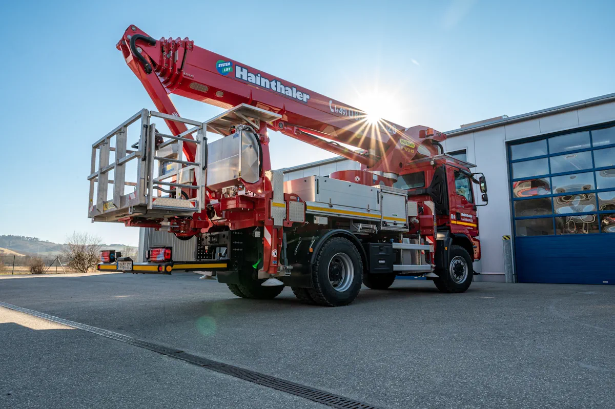 LKW-Arbeitsbühnenvermietung Hainthaler