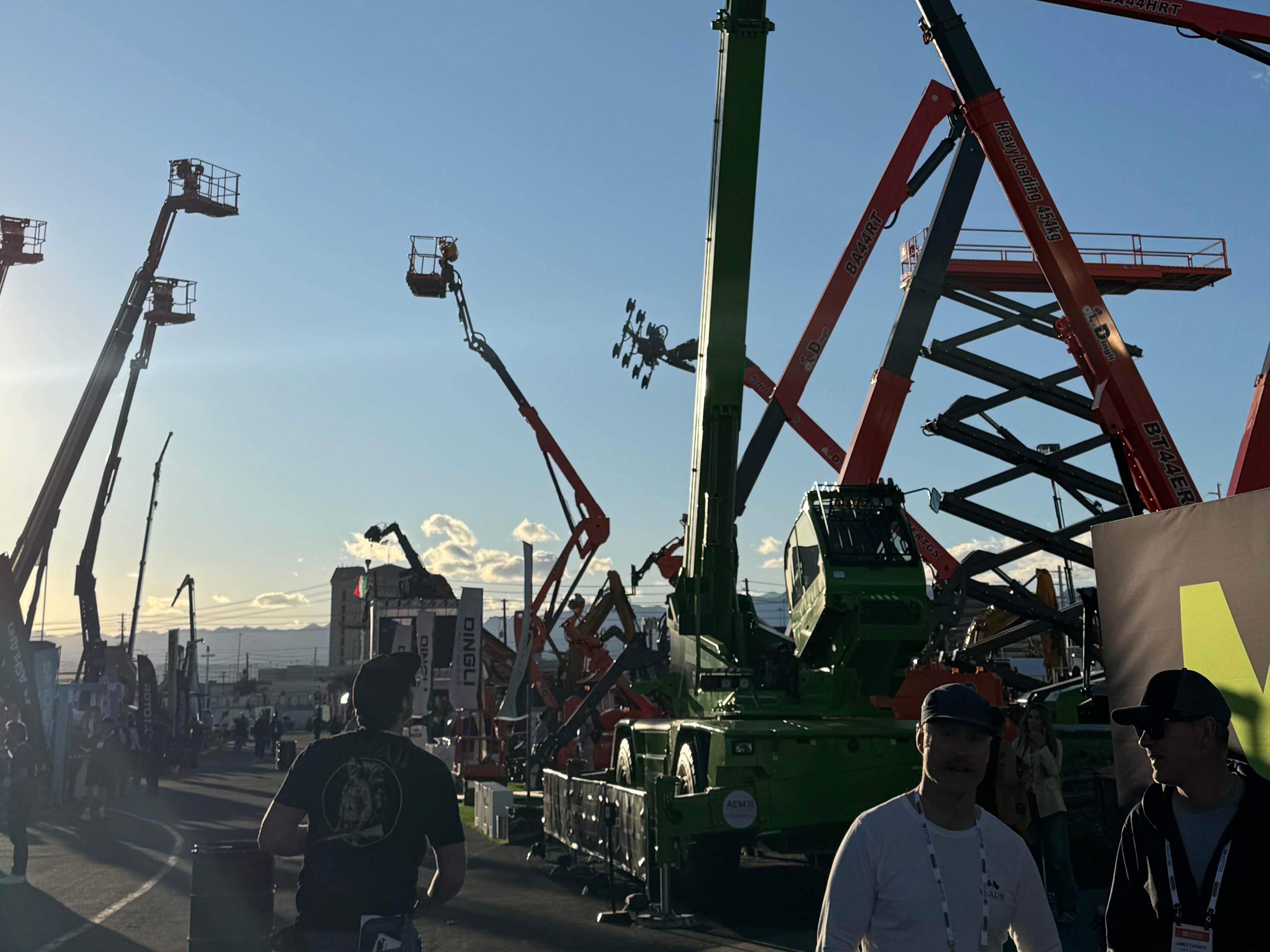 ConExpo Las Vegas und Arbeitsbühnen