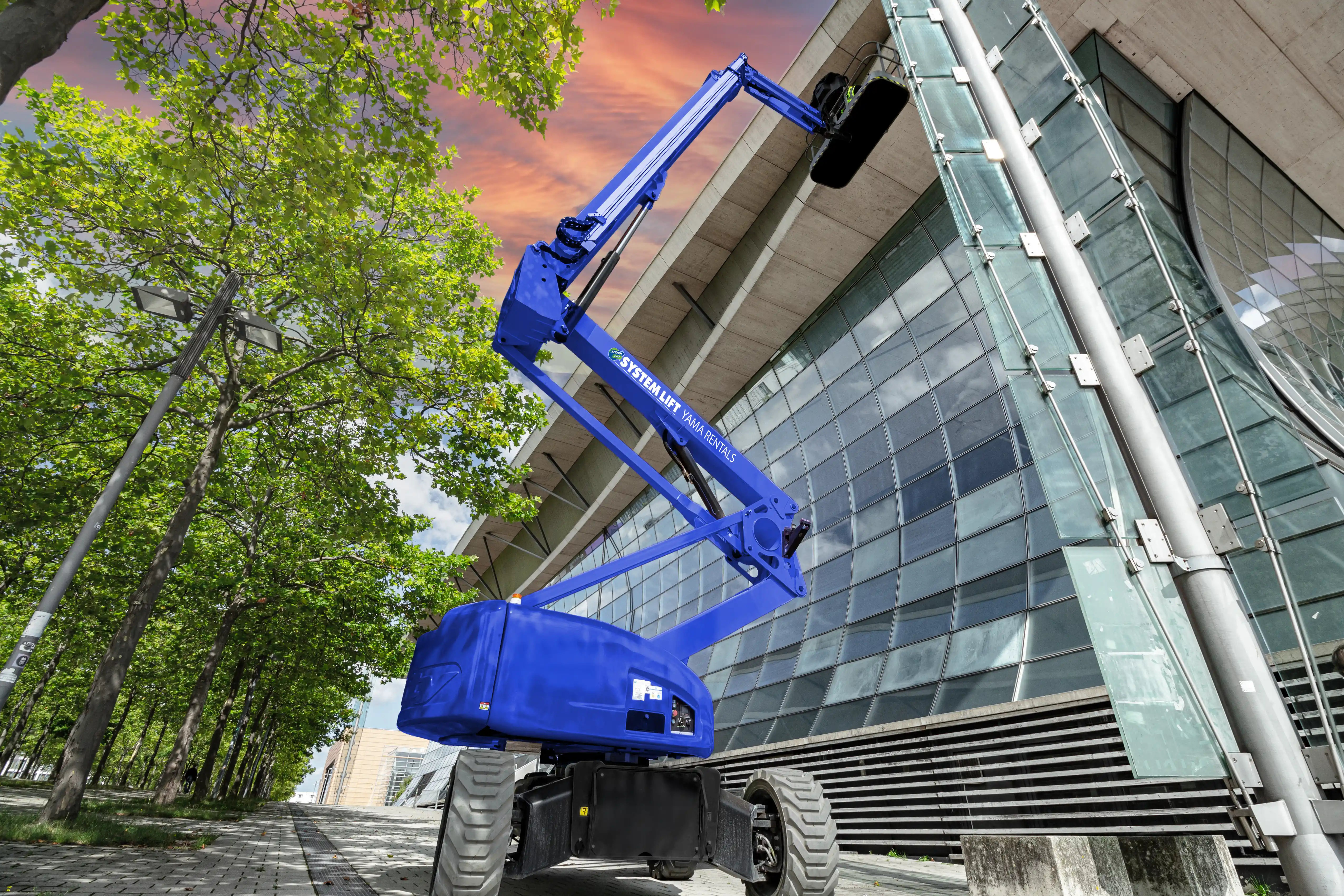 Gelenkteleskop-Arbeitsbühne von Yama Rentals